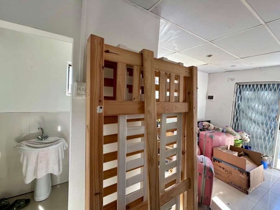 3 Bedroom Property for Sale in Ruyterwacht Western Cape